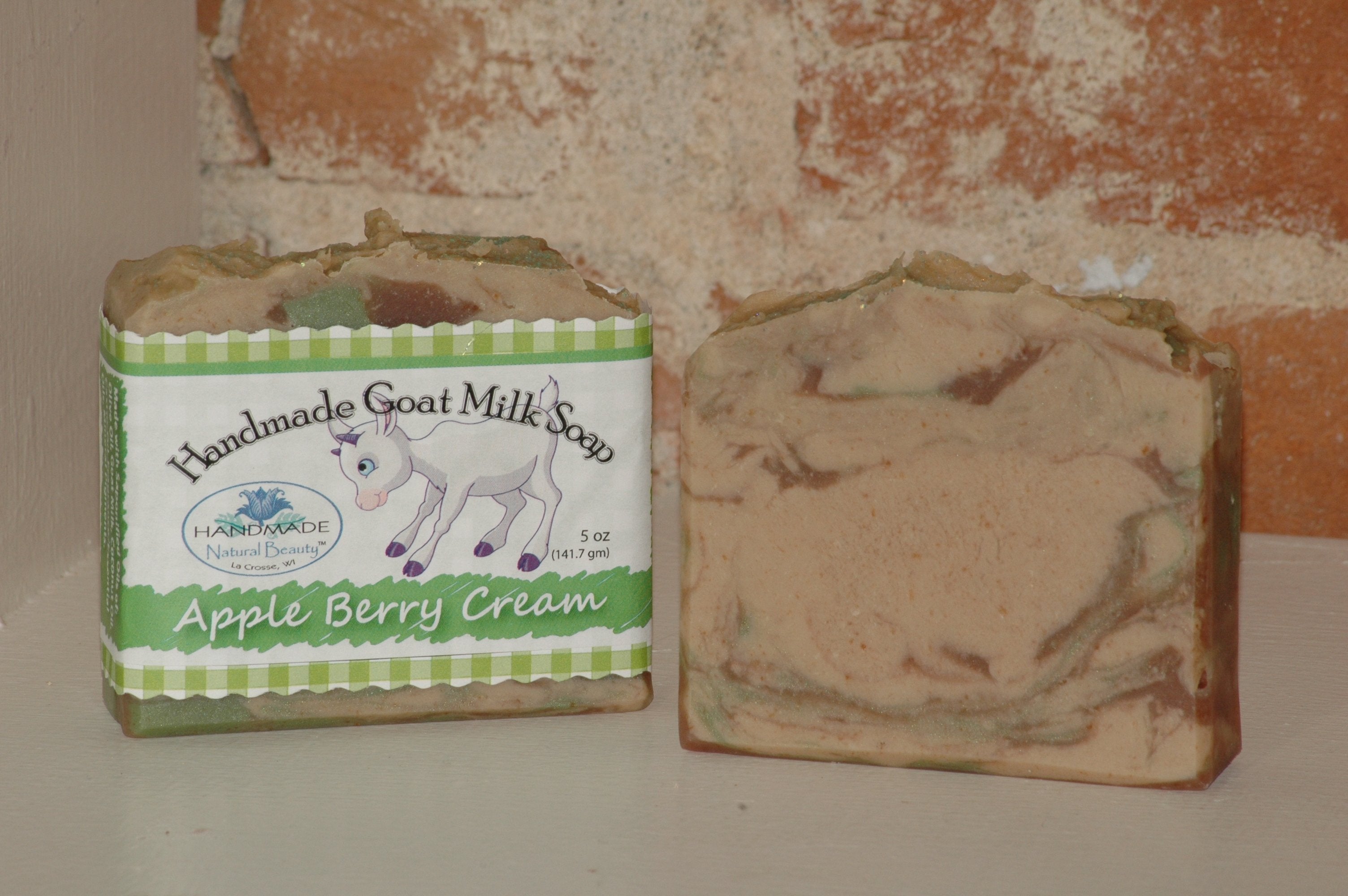 Goat Milk Soap | Apple Berry Cream